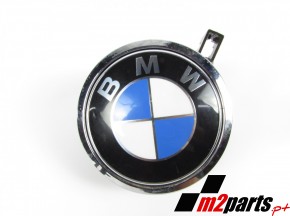 Fecho da mala com emblema SEMI-NOVO/ ORIGINAL BMW 6 (E63)/BMW 6 Convertible (E64)/BMW Z4 Coupe (E86) 51247061327