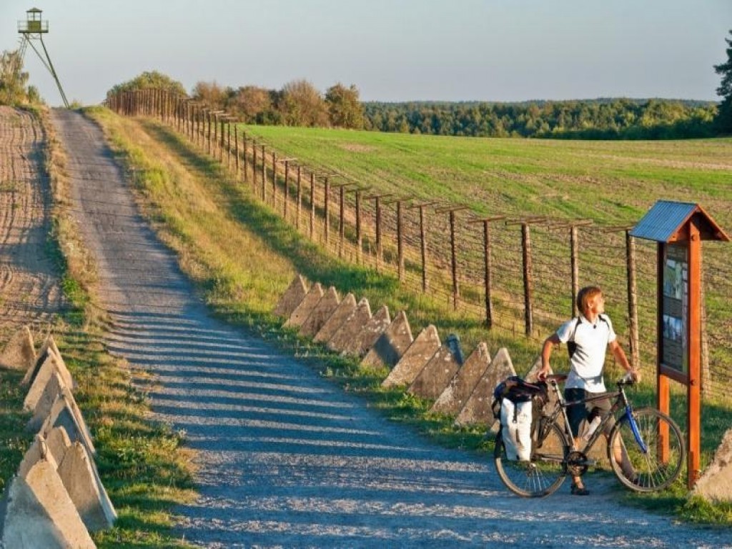 Europa vai ter 70 mil quilómetros de estradas para bicicletas em 2020